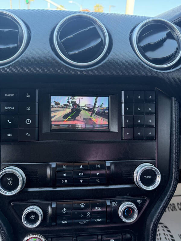 2020 Ford Mustang EcoBoost