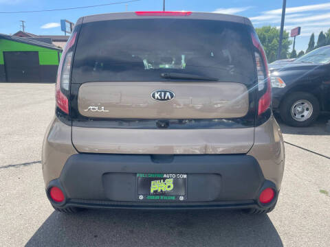 2015 Kia Soul +