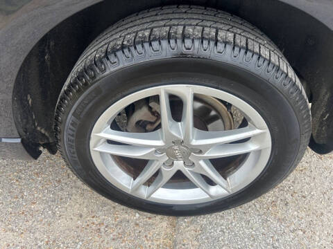 2017 Audi Q5 2.0T quattro Premium Plus