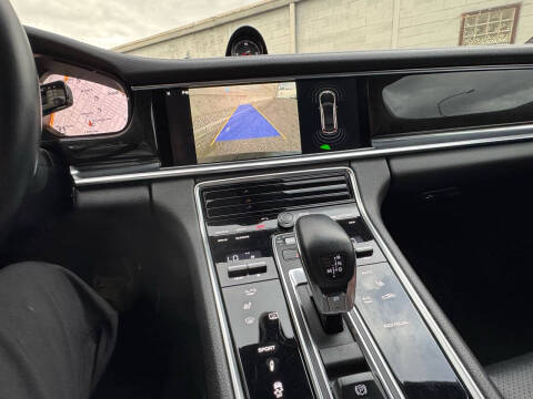 2017 Porsche Panamera 4S