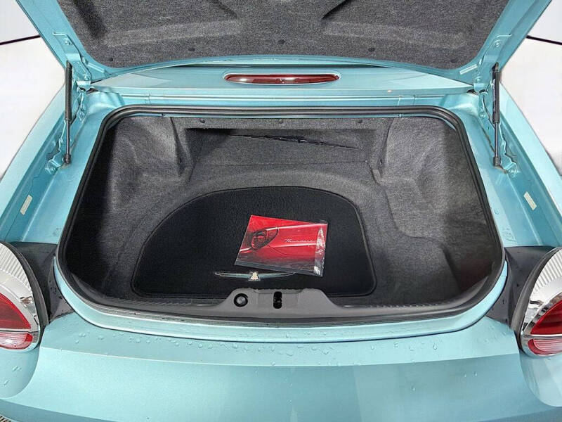 2002 Ford Thunderbird Deluxe