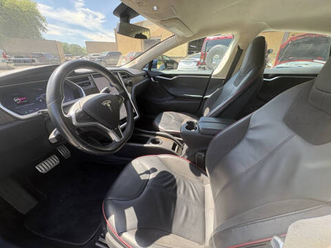2013 Tesla Model S Performance