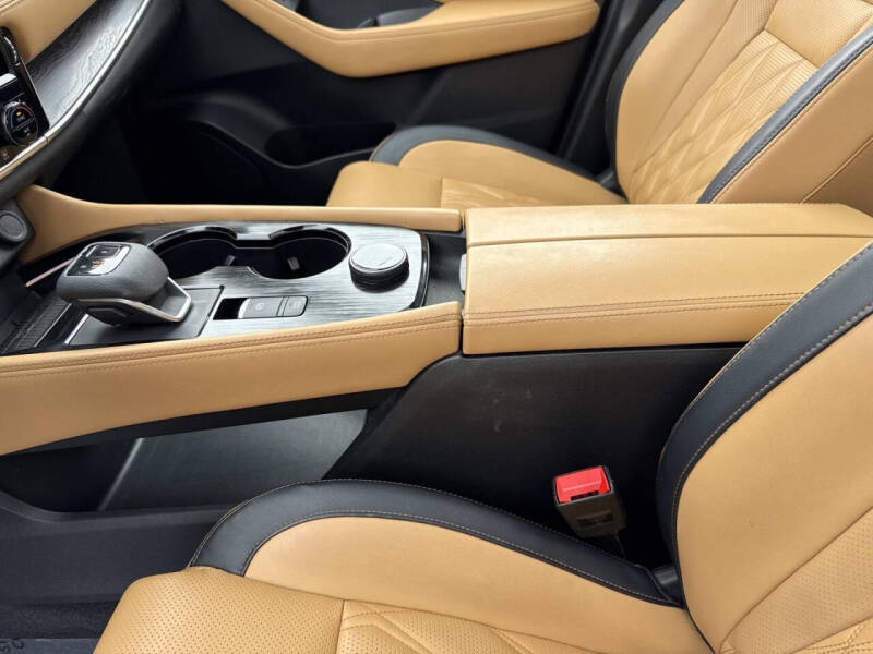 2023 Nissan Rogue Platinum