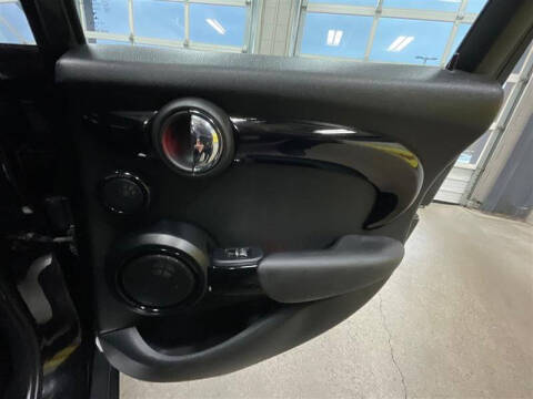 2016 MINI Hardtop 4 Door Cooper
