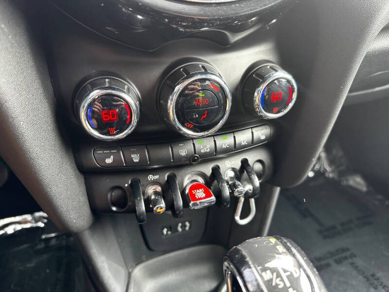 2016 MINI Hardtop 4 Door Cooper