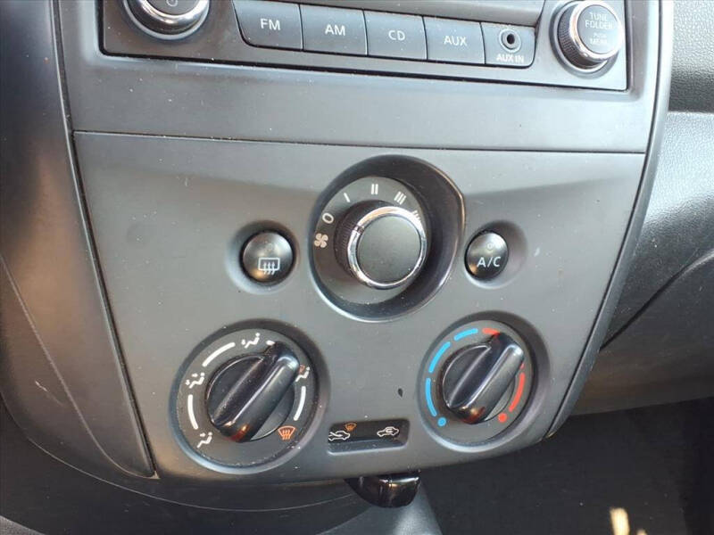 2017 Nissan Versa 1.6 S