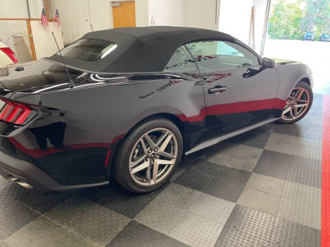 2024 Ford Mustang EcoBoost