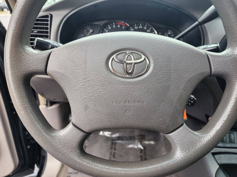 2006 Toyota Sequoia SR5