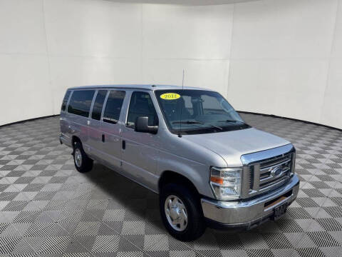 2012 Ford E-Series E-350 SD XLT