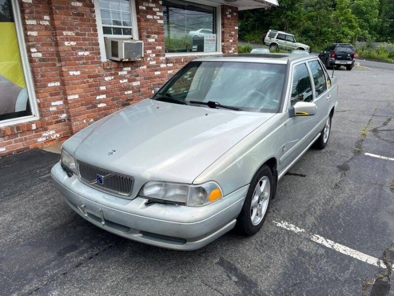 2000 Volvo S70