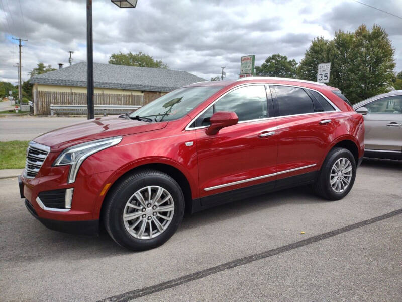 2019 Cadillac XT5 for sale at Dave's Car Corner in Hartford City IN