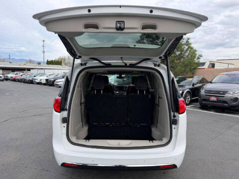 2020 Chrysler Pacifica Limited