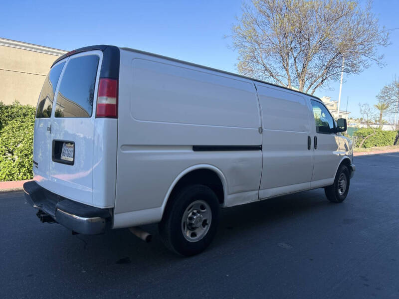 2014 Chevrolet Express 2500
