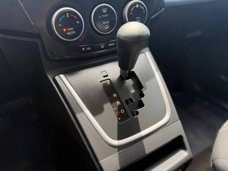 2012 Mazda MAZDA5 Sport