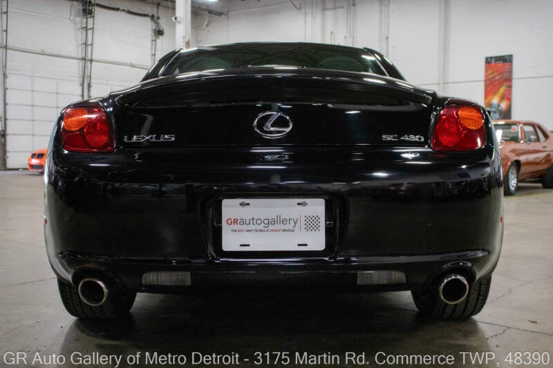 2004 Lexus SC 430