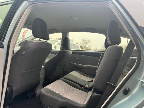 2015 Toyota Prius v Five