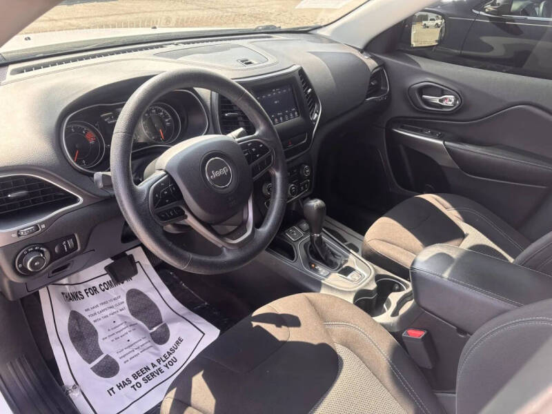 2019 Jeep Cherokee Latitude