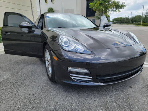 2011 Porsche Panamera 4