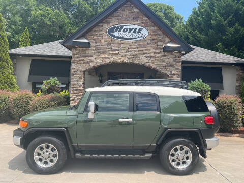 2013 Toyota FJ Cruiser for sale at Hoyle Auto Sales in Taylorsville NC