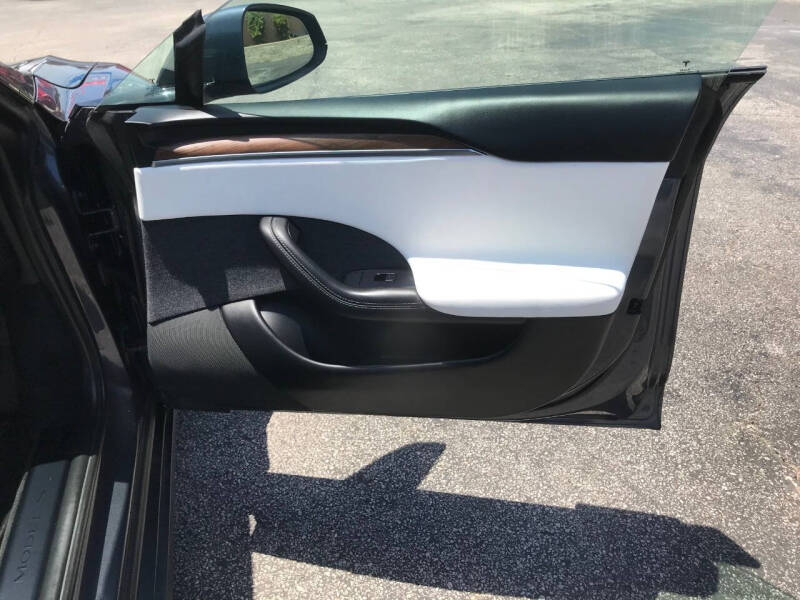 2022 Tesla Model S