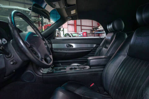 2004 Ford Thunderbird Deluxe