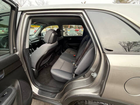 2013 Kia Sorento LX