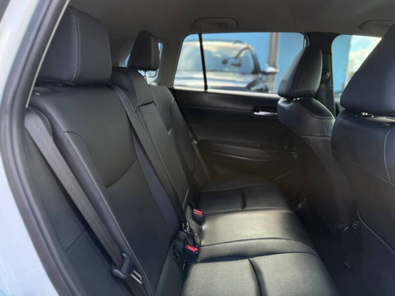 2023 Toyota Corolla Cross XLE