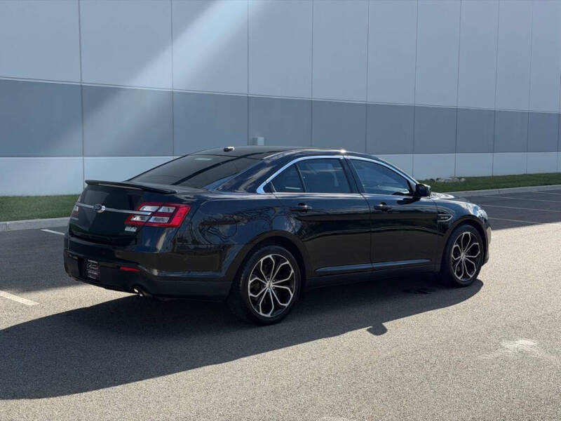 2018 Ford Taurus SHO