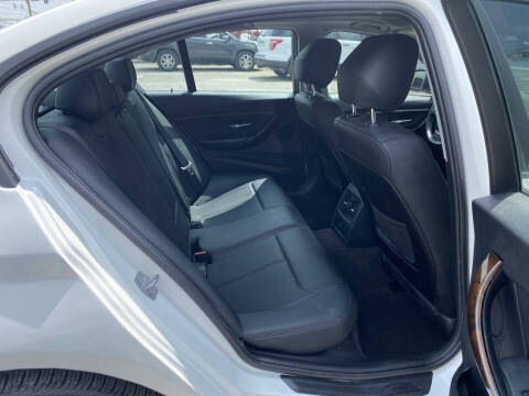 2014 BMW 3 Series 320i xDrive