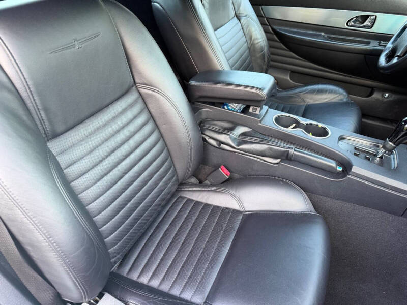 2003 Ford Thunderbird