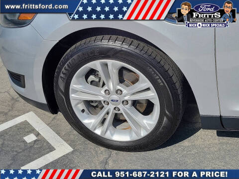 2017 Ford Taurus SE
