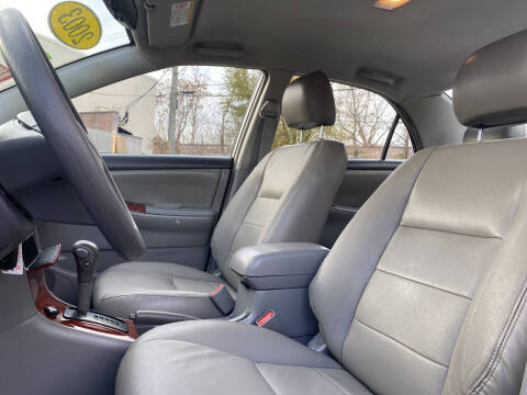 2003 Toyota Corolla LE