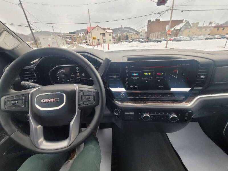 2025 GMC Sierra 1500