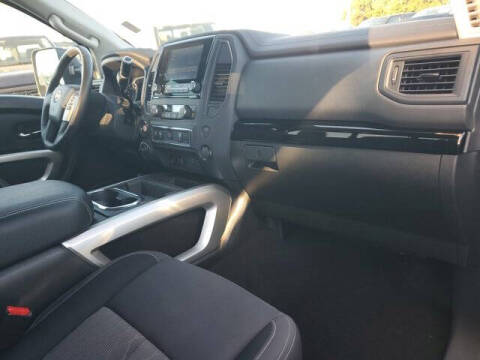 2024 Nissan Titan SV