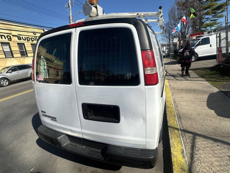 2011 Chevrolet Express 2500