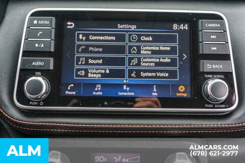 2020 Nissan Kicks SR