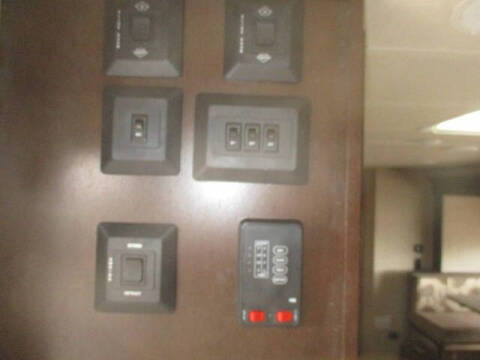 2017 SOLD Forest River Cherokee 27DBS