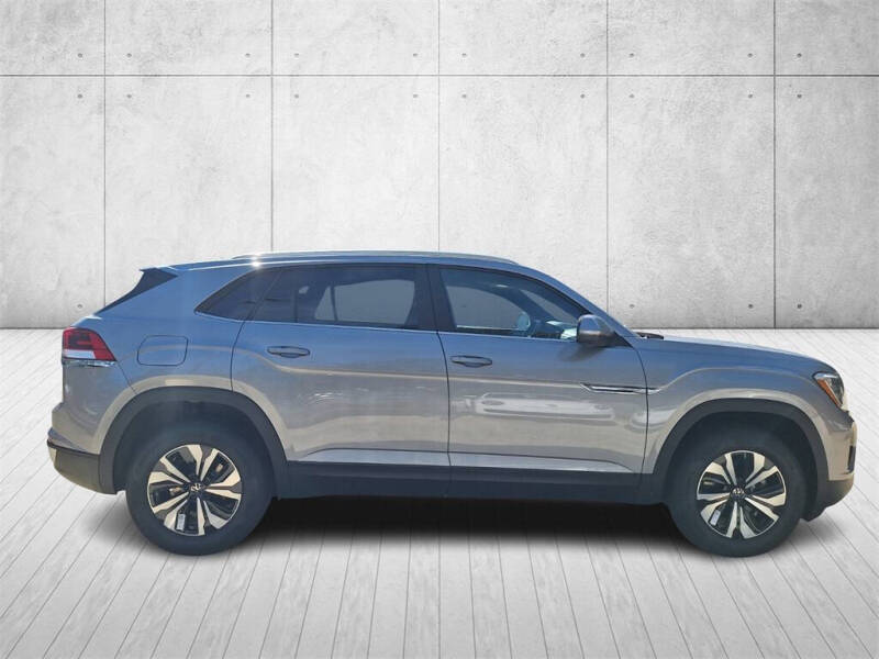 2026 Volkswagen Atlas Cross Sport SE