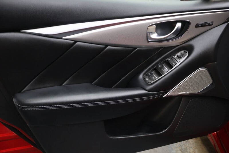 2023 Infiniti Q50 Luxe