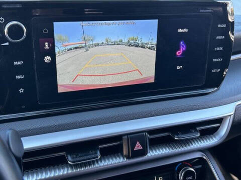 2023 Kia K5