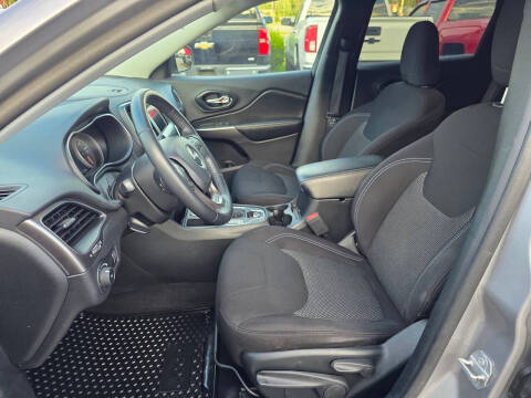 2019 Jeep Cherokee Latitude