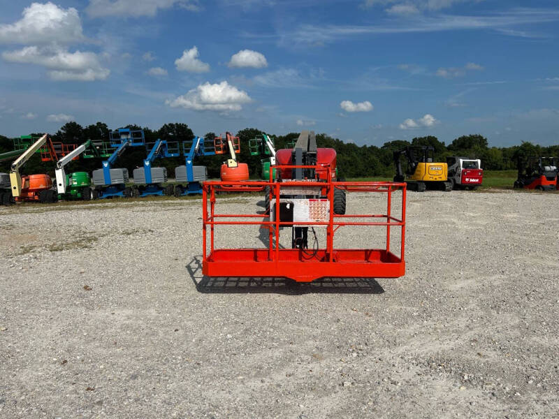 2016 Skyjack 86' Manlift