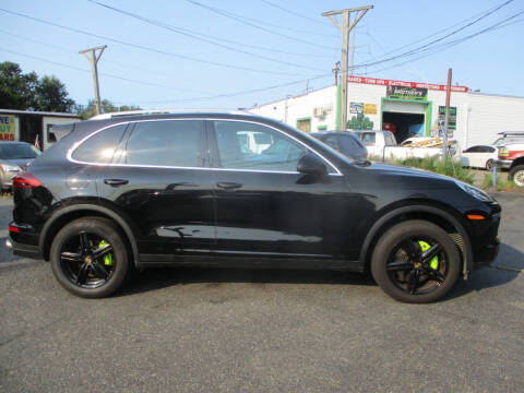 2016 Porsche Cayenne S E-Hybrid