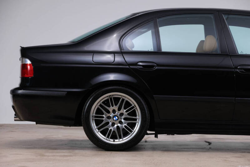 2003 BMW M5