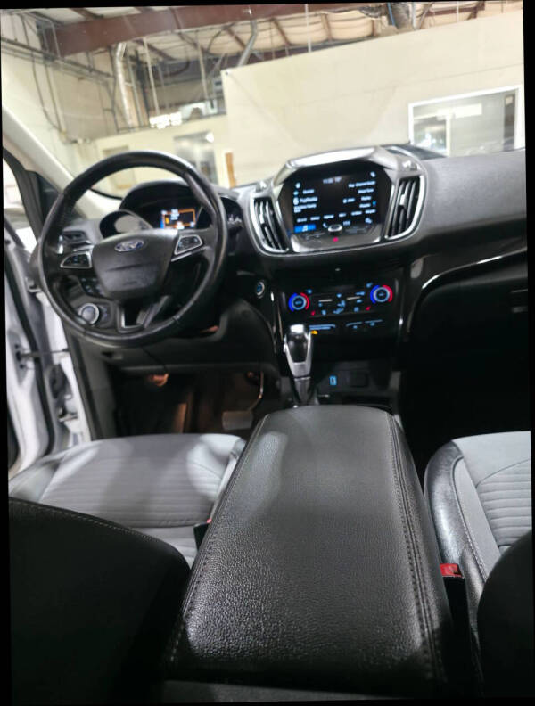 2019 Ford Escape SE