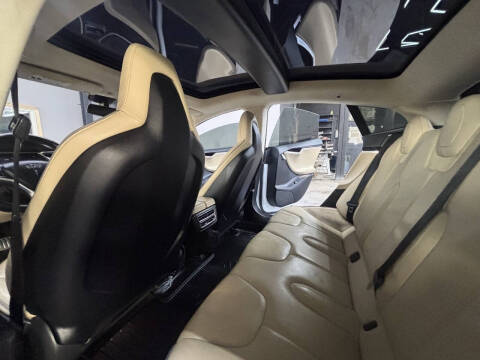 2012 Tesla Model S Performance