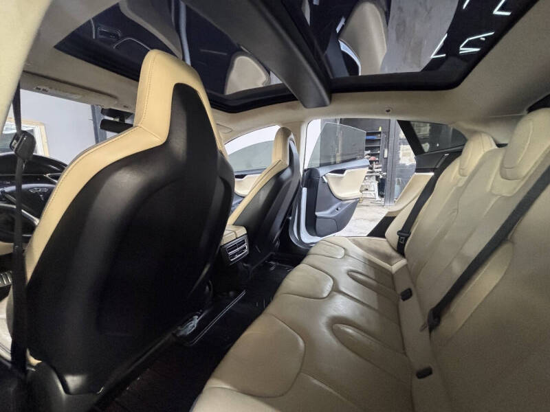 2012 Tesla Model S Performance