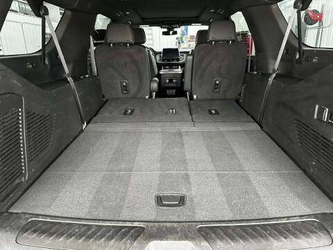 2022 GMC Yukon XL SLT