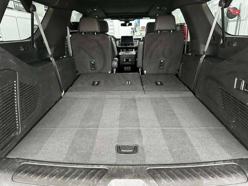 2022 GMC Yukon XL SLT