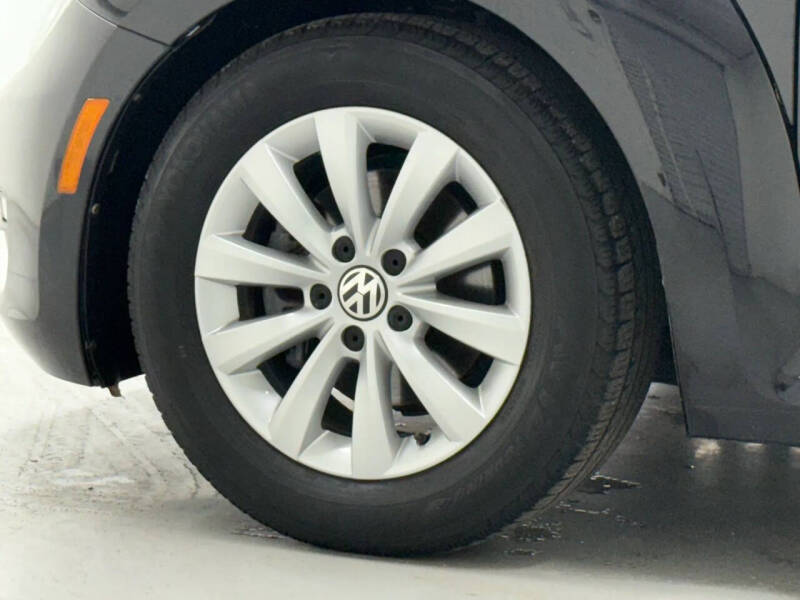 2017 Volkswagen Beetle 1.8T S